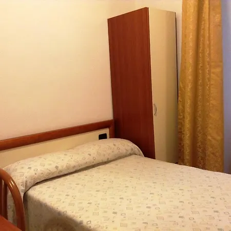 Ricci Hotell 2*